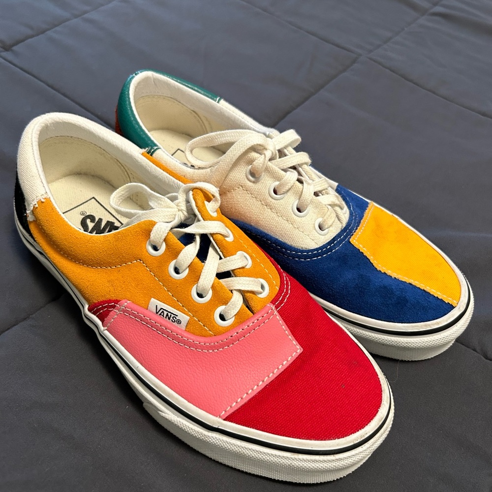 Vans almost perfect condition Multi-color
